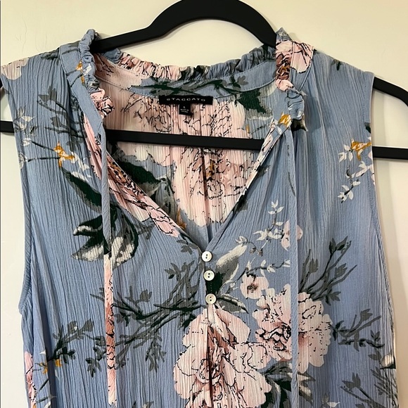 Staccato Sleeveless Floral Blouse - Blue and Pink - Picture 2 of 5